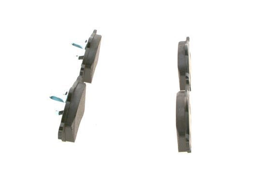BOSCH 0986494008 Disc Brake Pad Set Front Fits VW Transporter / Caravelle