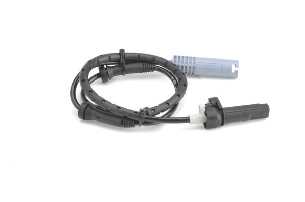 BOSCH 0986594511 Wheel Speed Sensor Rear 900mm Overall Length Fits BMW 5 Series