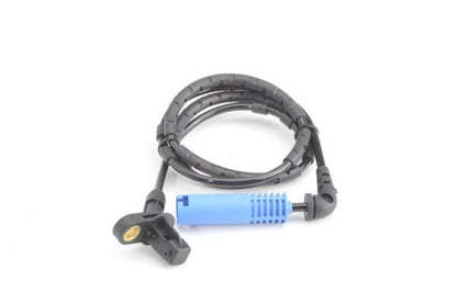 BOSCH 0986594013 Wheel Speed Sensor Rear Fits VW Transporter / Caravelle
