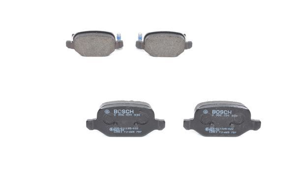 BOSCH 0986494934 Brake Pad Set For Disc Brake Rear 17mm Thickness Fits Fiat 500L