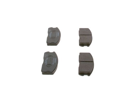 BOSCH 0986491260 Brake Pad Set Front Low-Metallic Fits Mitsubishi Colt Lancer