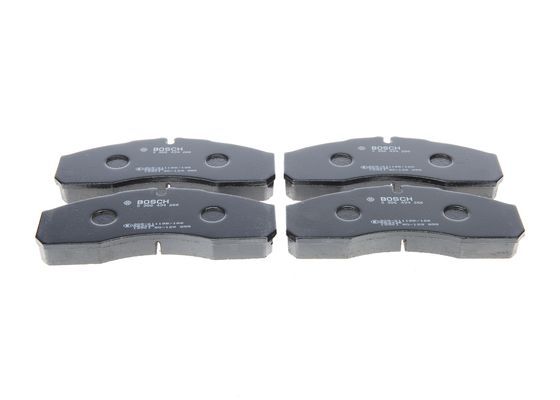 BOSCH 0986494266 Brake Pad Set For Disc Brake Front Fits Iveco Mercedes-Benz