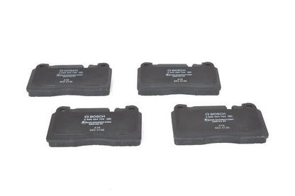 BOSCH 0986494702 Brake Pad Set For Disc Brake Front 15.6mm Thickness For Audi Q5