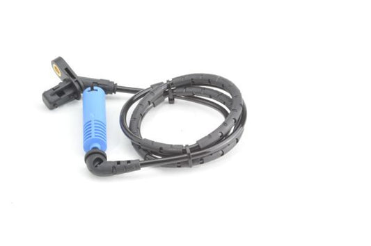 BOSCH 0986594013 Wheel Speed Sensor Rear Fits VW Transporter / Caravelle