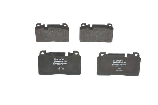 BOSCH 0986494702 Brake Pad Set For Disc Brake Front 15.6mm Thickness For Audi Q5