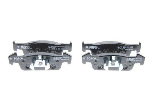 BOSCH 0986494697 Brake Pad Set For Disc Front 17.7mm Thickness For Dacia Renault