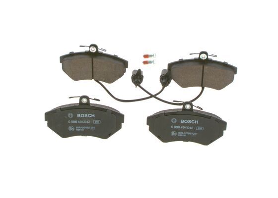 BOSCH 0986494042 Disc Brake Pad Set Front Fits Audi A4 Seat Exeo VW Passat