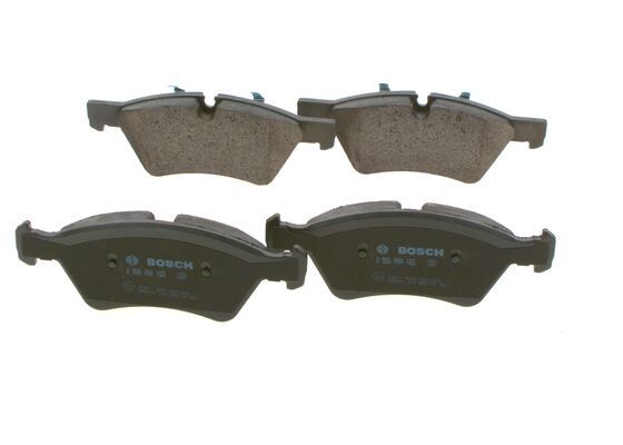 BOSCH 0986494165 Disc Brake Pad Set Front Low-Metallic Fits Mercedes-Benz