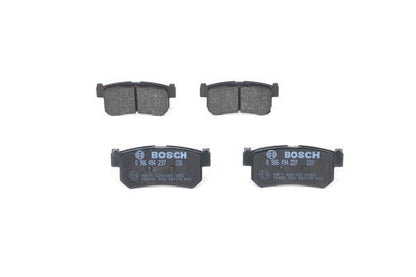 BOSCH 0986494237 Brake Pad Set For Disc Rear Low-Metallic Fits Ssangyong