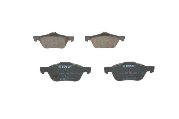 BOSCH 0986494396 Disc Brake Pad Set Front Low-Metallic Fits Nissan Primera
