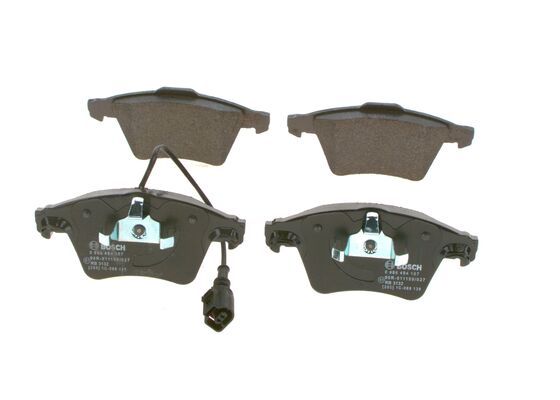 BOSCH 0986494107 Brake Pad Set For Disc Brake Front Low-Metallic Fits VW