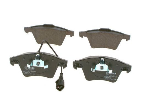 BOSCH 0986494107 Brake Pad Set For Disc Brake Front Low-Metallic Fits VW
