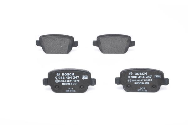 BOSCH 0986494247 Brake Pad Set For Disc Brake Rear Fits Ford Land Rover Volvo