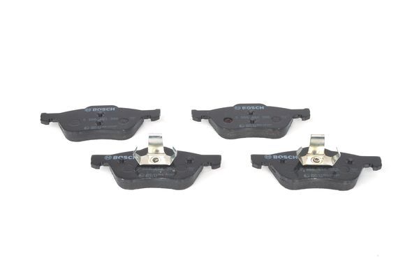 BOSCH 0986494396 Disc Brake Pad Set Front Low-Metallic Fits Nissan Primera