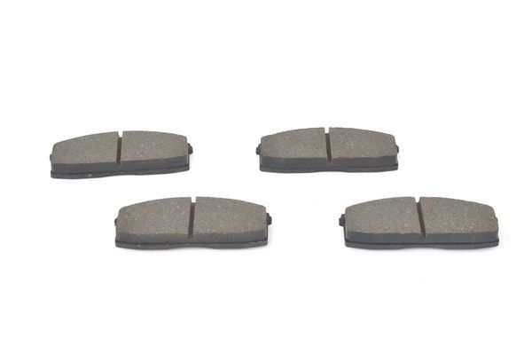 BOSCH 0986494530 Brake Pad Set Front Low-Metallic Fits Nissan Bluebird Prairie
