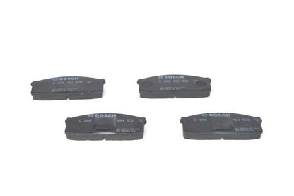 BOSCH 0986494530 Brake Pad Set Front Low-Metallic Fits Nissan Bluebird Prairie