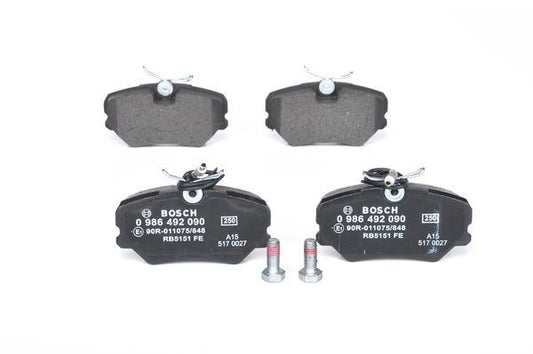 BOSCH 0986492090 Disc Brake Pad Set Front Low-Metallic Fits Peugeot 405