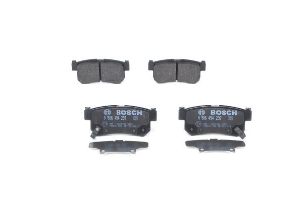 BOSCH 0986494237 Brake Pad Set For Disc Rear Low-Metallic Fits Ssangyong