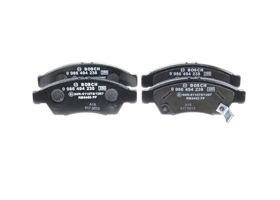 BOSCH 0986494238 Disc Brake Pad Set Front Low-Metallic Fits Suzuki Liana