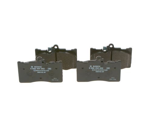 BOSCH 0986494252 Disc Brake Pad Set Front Low-Metallic Fits Lexus GS IS C RC