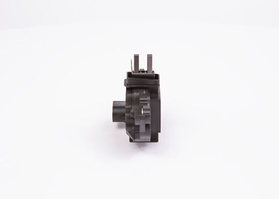 Alternator Regulator Service Replacement Maintenance Car Auto BOSCH 1986AE0131