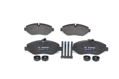 BOSCH 0986494334 Disc Brake Pad Set Front Fits Nissan Cabstar NT400 Cabstar