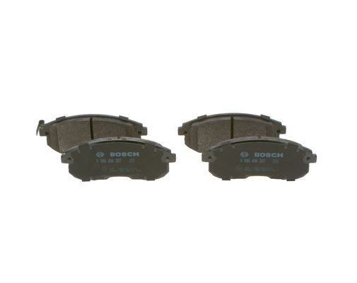 BOSCH 0986494337 Brake Pad Set Front Low-Metallic Fits Nissan Tiida Suzuki SX4