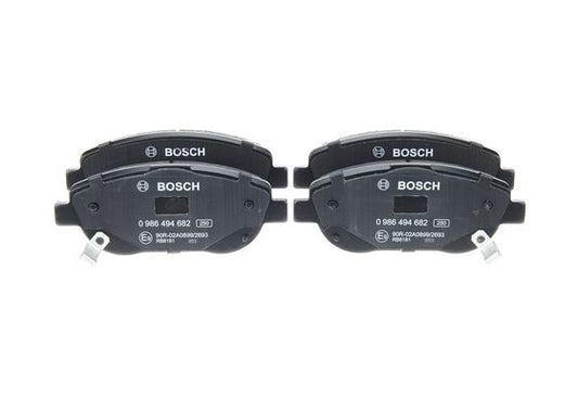 BOSCH 0986494682 Disc Brake Pad Set Front Low-Metallic Fits Toyota Avensis Verso